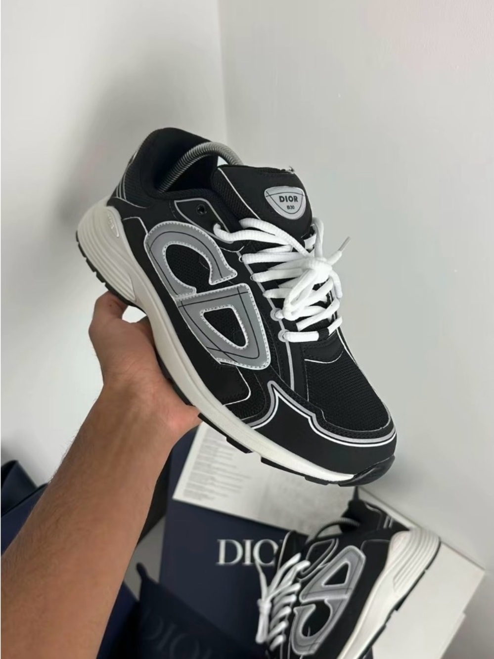 Dior Men’s Black and White Chunky Runner Sneaker